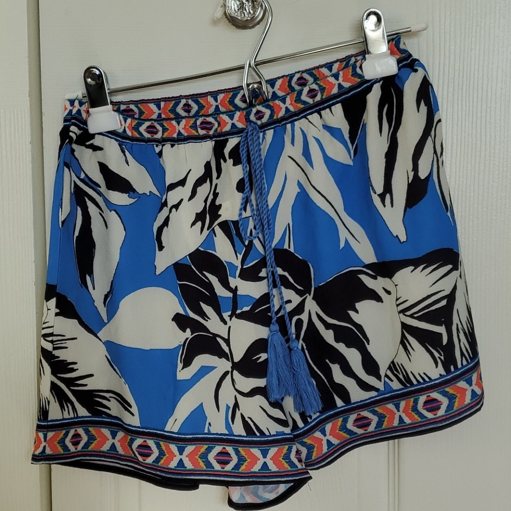Cute flowy shorts